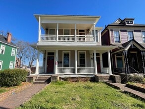 Building Photo - 883 Mulberry St
