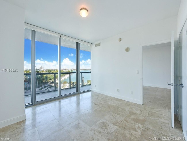 Foto del edificio - 888 Biscayne Blvd