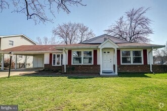 Building Photo - 504 S Harrison Rd