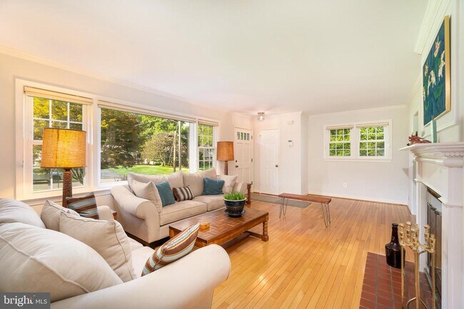 Foto del edificio - 6805 Glenmont St