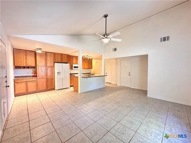 Building Photo - 129 Riverside Dr