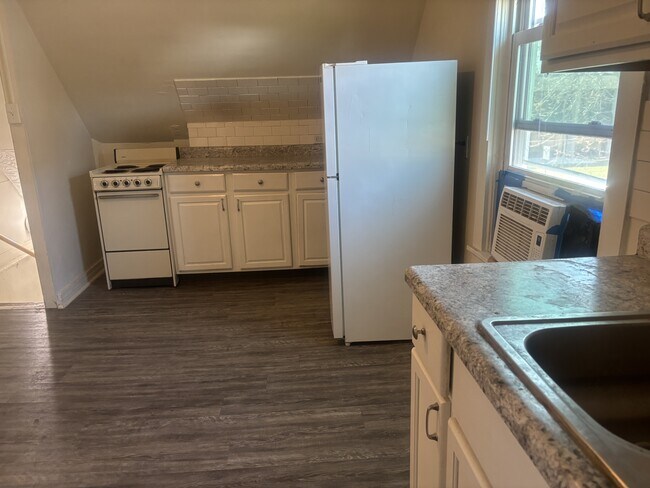 Foto del edificio - 124 10th St SW
