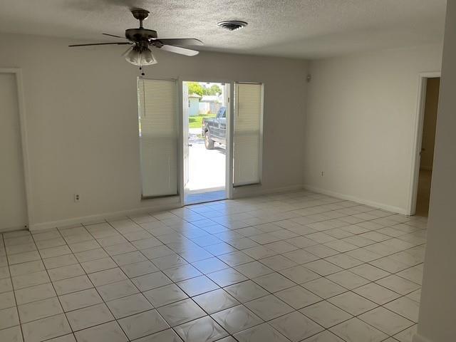 Foto del edificio - 4460 NW 4th St