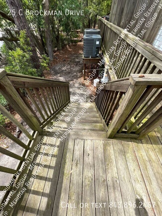 Building Photo - 25 Brockman Dr