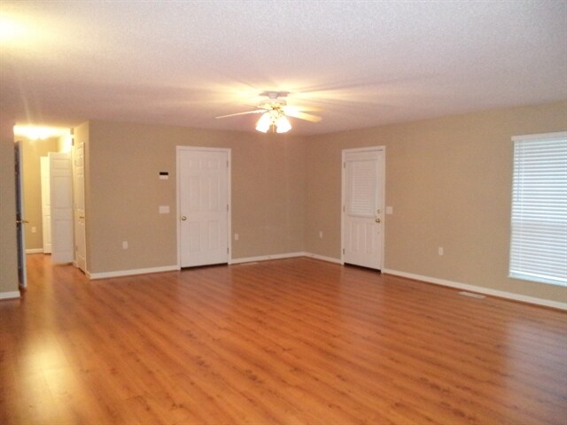 Building Photo - 5411 Evergreen Farms Ln