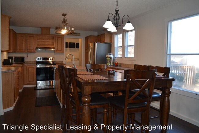 Building Photo - 3 br, 2 bath House - 105 Old Bridge Court