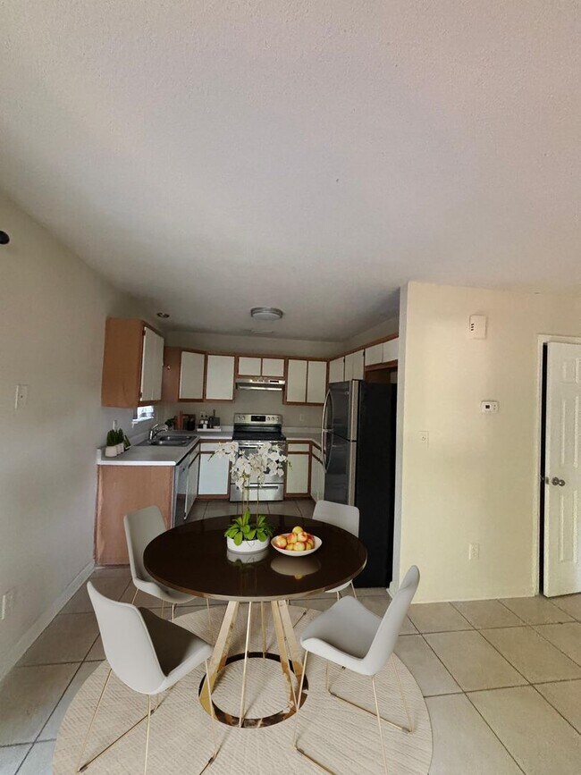 Building Photo - 2BR Condo – Close to UNCW, Wrightsville Be...