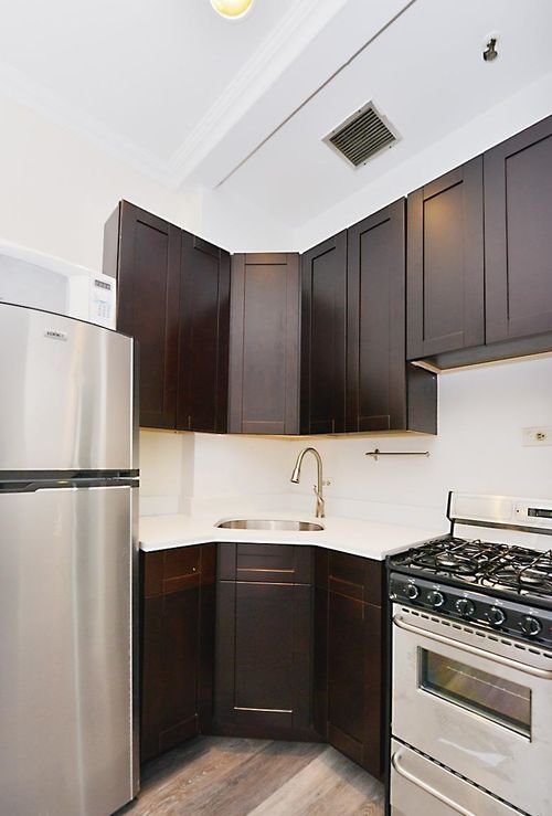 Foto del edificio - 1027 Lexington Ave