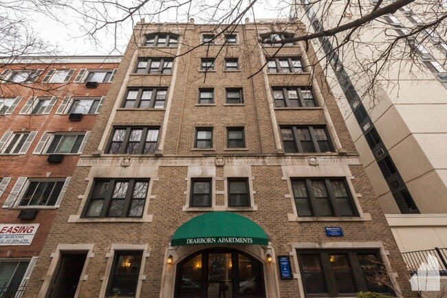 Building Photo - 1366 N Dearborn St