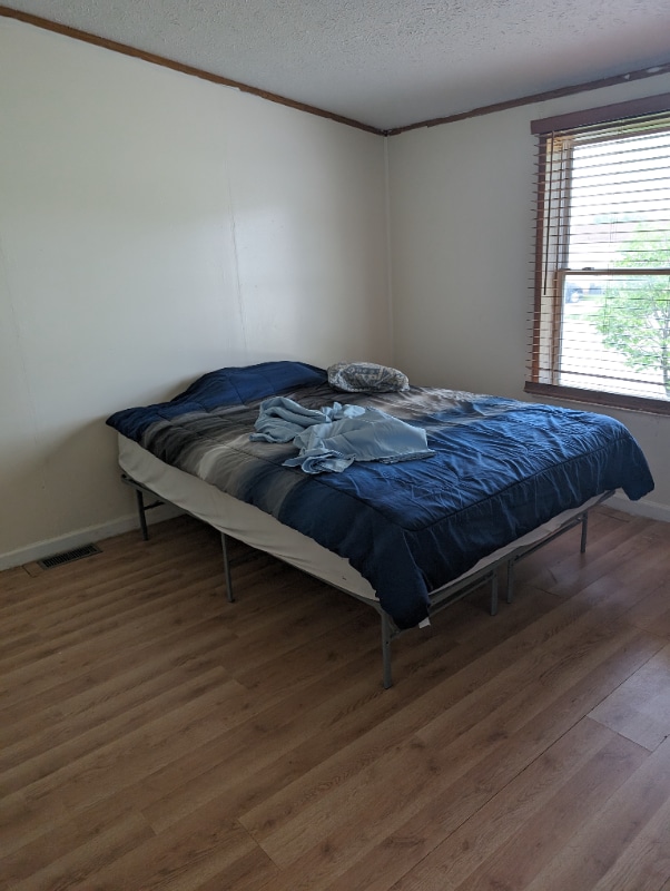 Photo - 944 Spring Ridge Dr