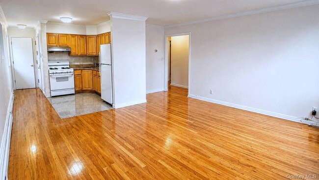 Foto del edificio - 81-64 102nd Ave