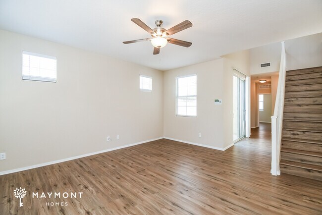 Building Photo - 10048 E Isleta Ave
