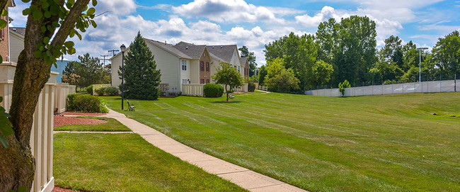 Building Photo - The Village at Appian Way