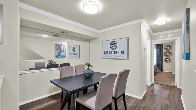 Building Photo - Catherine Townhomes