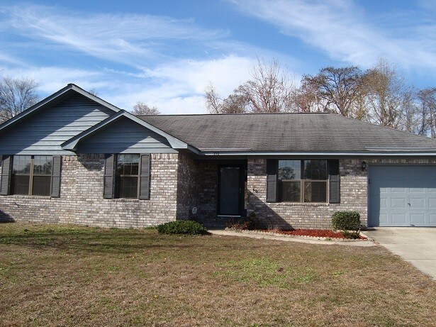Foto principal - 956 Gulfstream Rd