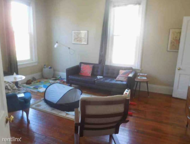 Building Photo - 2614 Moorman Ave