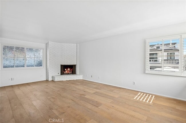 Foto del edificio - 121 Onyx Ave