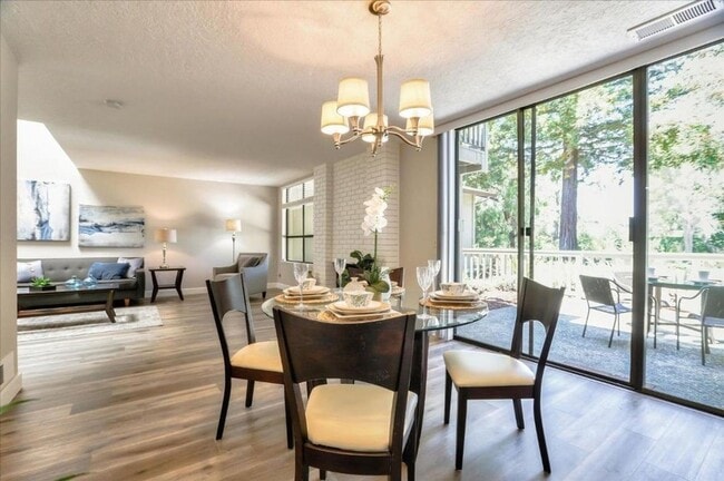 Building Photo - Large Rinconada Hills Home in Cul-De-Sac, A/C, Patio, Balcony, 2C Garage, Gated Complex, Pools, T...