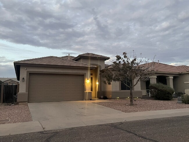 Coming Soon! 4 Bedroom 2 Bath! - Coming Soon! 4 Bedroom 2 Bath! Apartment