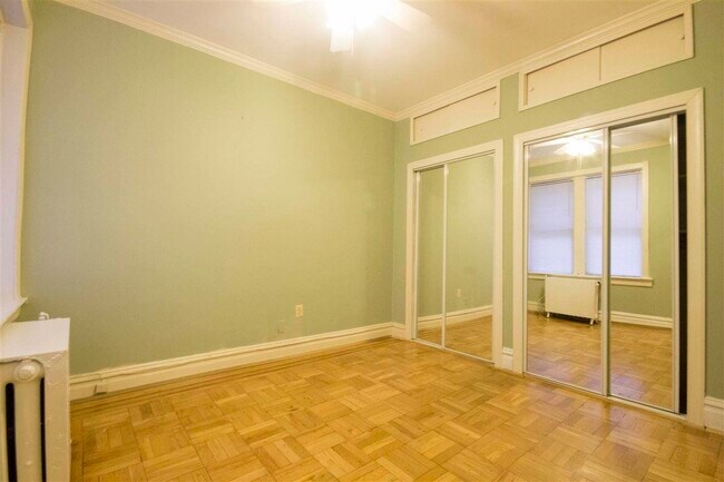 Foto del edificio - 35-39-39 51st St