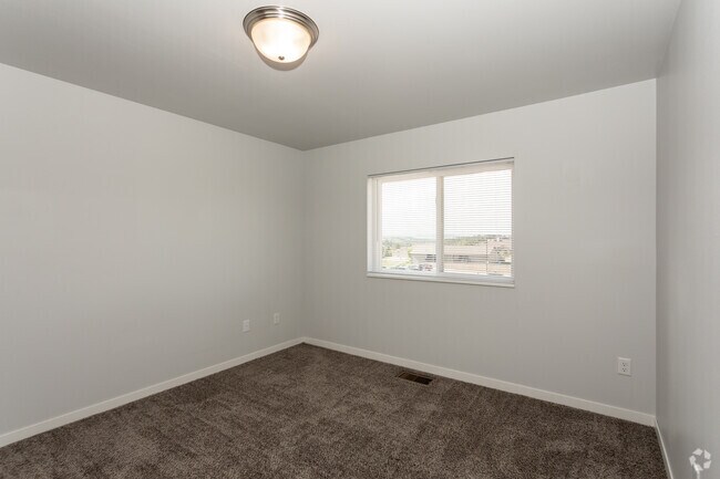 1BR, 1BA - 660SF - Red Rock Apartments