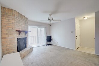 Building Photo - 2800 Jeanetta St