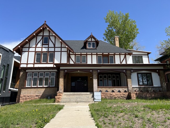 Building Photo - 1127 E South Temple