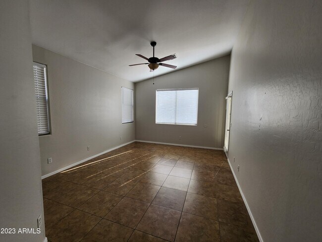 Building Photo - 4108 N 105th Dr