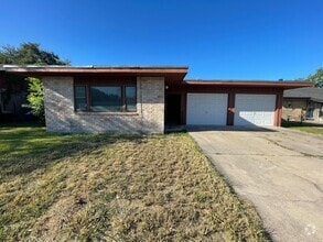 Building Photo - 3626 San Blas Dr