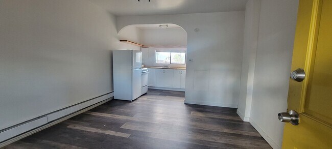 Foto del edificio - 835 Bridge St