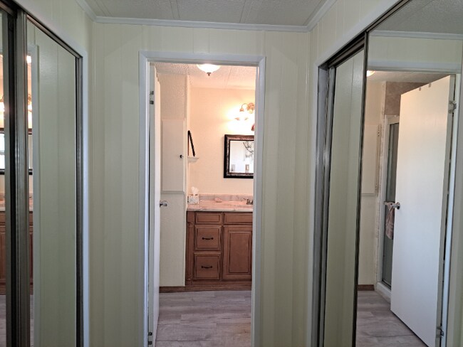 Building Photo - 5120 Coquina Cir