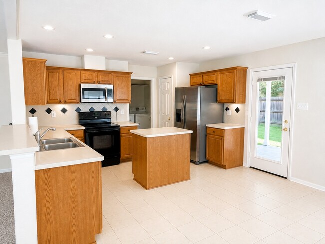 Building Photo - 26 Prairie Oak Dr