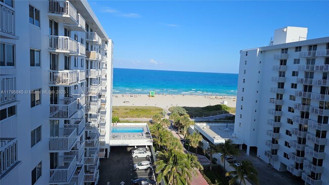 Building Photo - 401 Ocean Dr