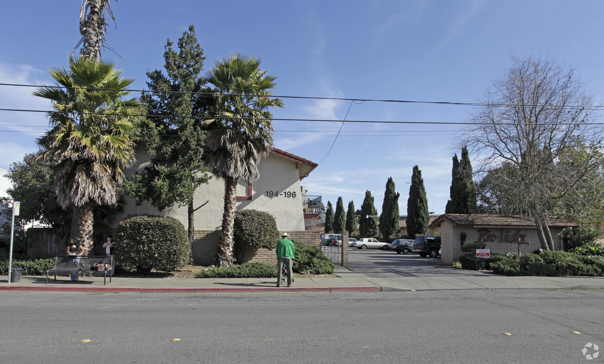 Building Photo - Rio Vista Apartments