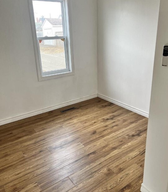 Building Photo - 1 Bedroom Rental Unit in Timmins – $1,525/month – Water/Sewer + Parking Included!