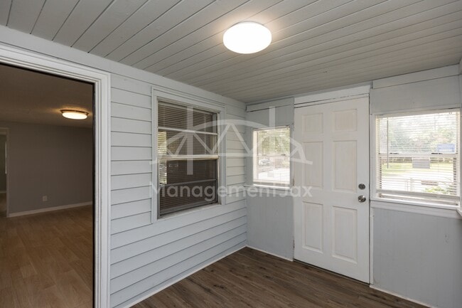 Foto del edificio - 3303 Jones St