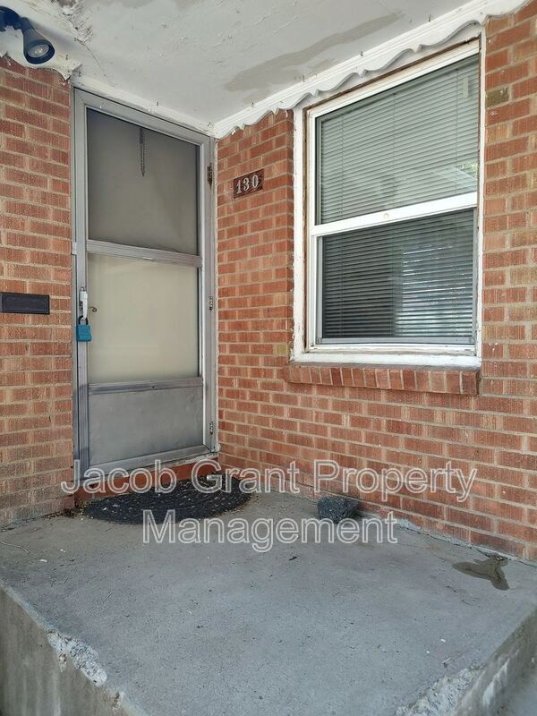 Building Photo - 126 Toponce Dr