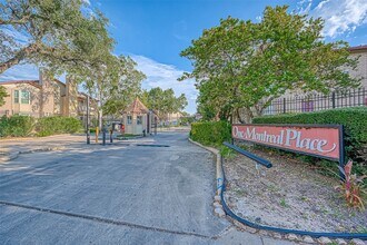 Building Photo - 2120 El Paseo St