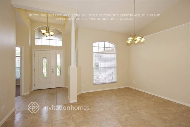 Foto del edificio - 1450 Thornhill Cir