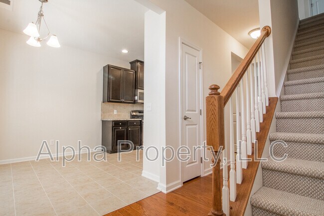 Building Photo - 24 Fairchild Way