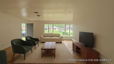 Building Photo - 121 E Riverwood Dr