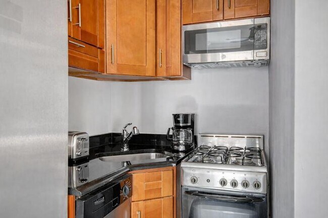 Foto del edificio - 229 1st Ave