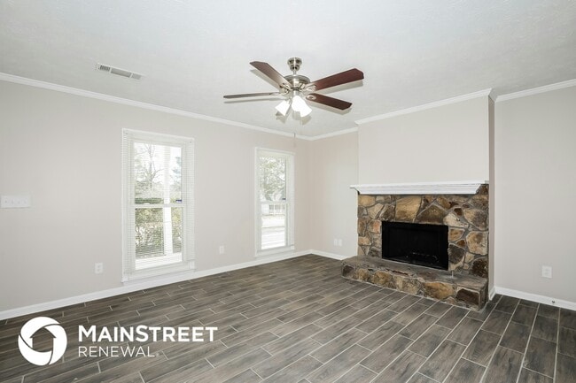Foto del edificio - 369 Hillridge Dr