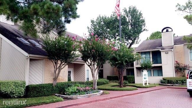 Building Photo - 11900 Wickchester Ln