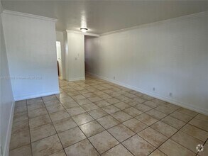 Building Photo - 1400 NE 56th St