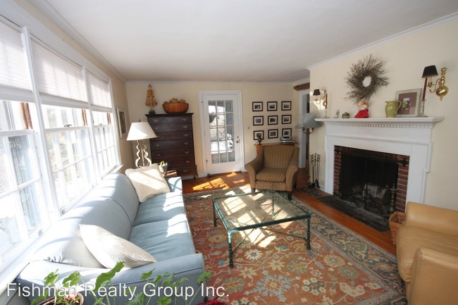 Building Photo - 4 br, 2 bath House - 6 Kendall Lane