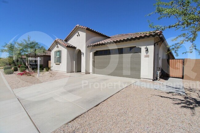 Building Photo - 466 E Emerald Dr