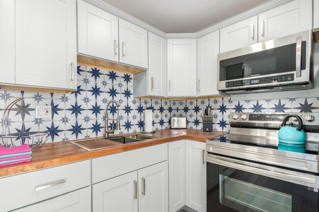 Foto del edificio - 2524 E Willetta St
