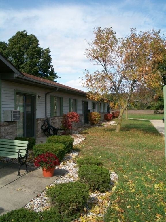 Creekside Manor Rentals Mattawan, MI