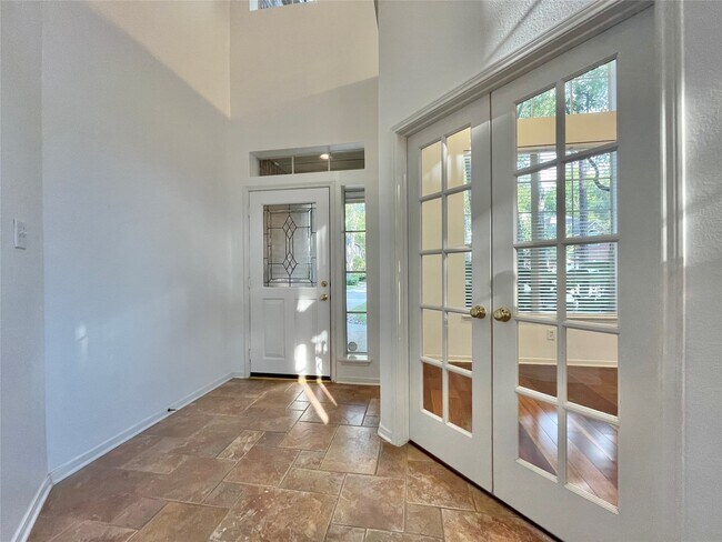 Building Photo - 11 Dalea Pl